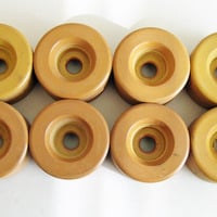 Original Fo-Mac Clay Roller Skate Wheels - Rare Yellow Clay - Thumbnail 2