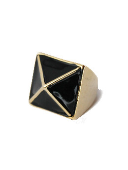 PYRAMID RING