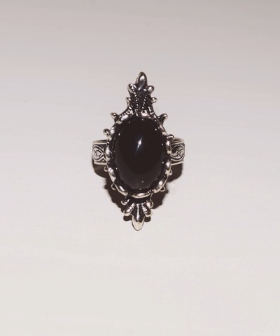 [SALE] Black Onyx Shield Ring
