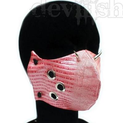 Muscle texture studded mask 