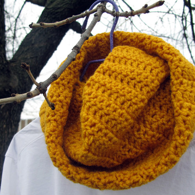 Mustard chunky kids cowl