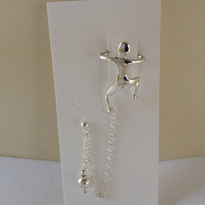 Man with ball and chain - Thumbnail 4