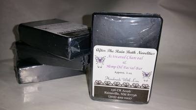 Activated Charcoal & Hemp Oil Facial Bar (Soap)