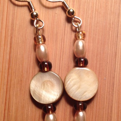 Round tan disk earrings-(tan w/pearl n clear beads)-womens