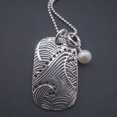 Mavericks tag l, 2 waves, on chain