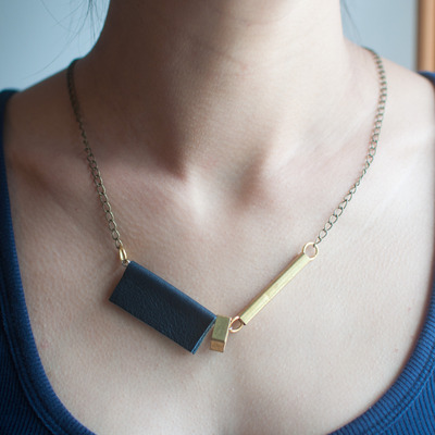 Blue leather gold metal initial chain necklace nl0742 - Thumbnail 5