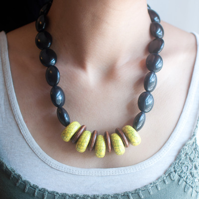 Bright Black & Yellow Vinyl Disc Beaded Necklace NL0699