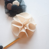 Felt White Flower Nylon Button Wedding Necklace, NL0763 - Thumbnail 3