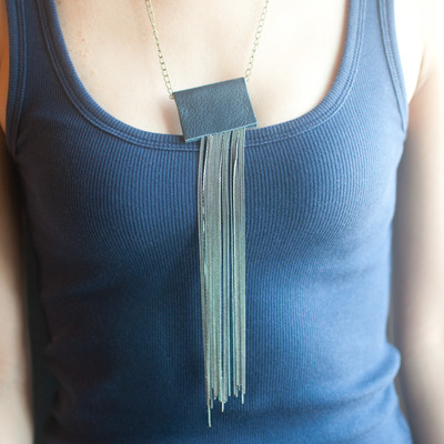 Tassel Silver Blue Leather Pendant Necklace NL0738