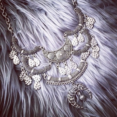Moon Madness Collar in Silver