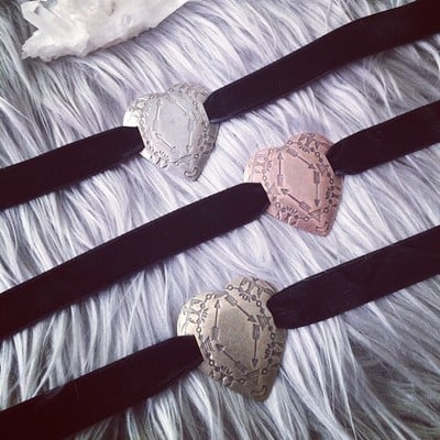 Desert wanderer velvet choker
