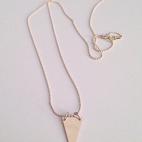 Dainty Triangle - Thumbnail 1