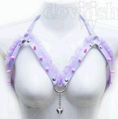 Dreamy pastel harness