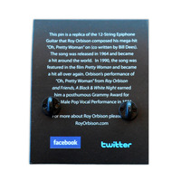 Pretty Woman 12-String Guitar Pin - Thumbnail 1