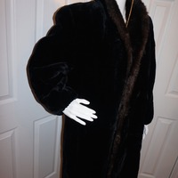 Vintage Soft Velour Black Coat With Faux Fur Collar Size M-L - Thumbnail 3