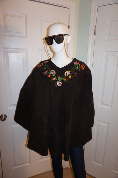 Vintage brown suede heavy brown cape size l-2x