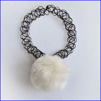 Choker with villus-ball  - Thumbnail 1
