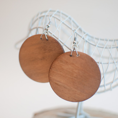 Wooden round drop earrings, er0438