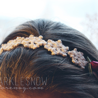 Snowflake hairband