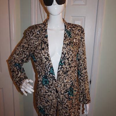 Vintage d &k tan/teal rose blazer size s-m