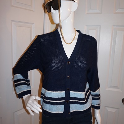 Vintage st. john blue cardigan sweater size m-l