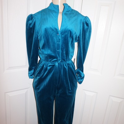 Vintage juniors velvet teal jumper size s-m