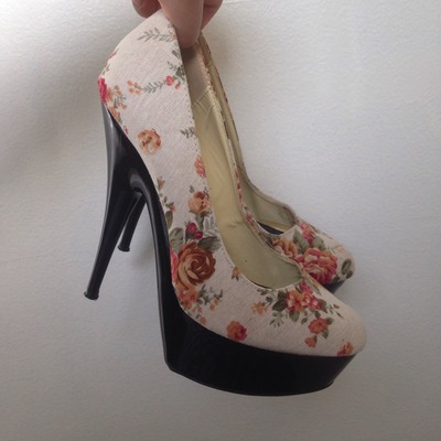 Rose pump-heels - Thumbnail 3