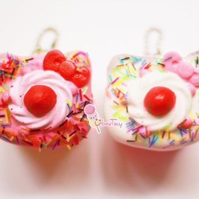 Hello kitty shortcake squishy (inspired version)