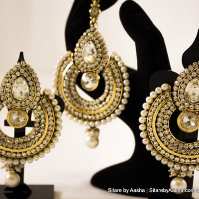 Chanak tikka and earring set