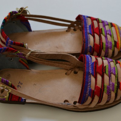 Size 26 us 9.5 toddler caites