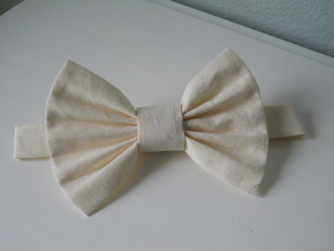 Mens-Teenager-Young Adult-Boys Soft White Adjustable Bowtie. Great for photos, weddings, special occasions, every day wear.