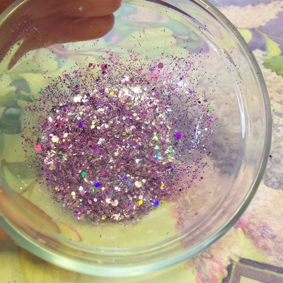 Lilac glitter mix *glows*
