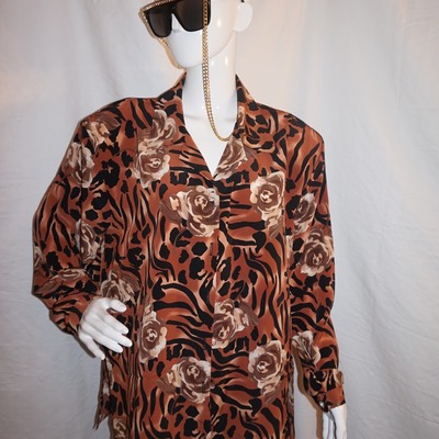 Vintage brown animal print top size 1x