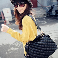 Studded Quilted Shoulder Bag - Thumbnail 4