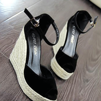Elegant Straw Wedges - Thumbnail 4