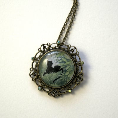 Ooak watercolor pendant "nami, queen of the jungle"