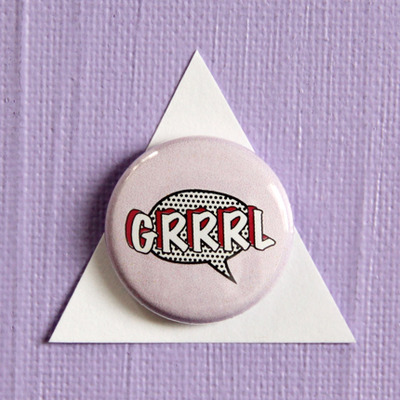 Grrrl pin or magnet - Thumbnail 2