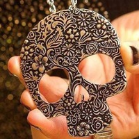 Gold Skull Pendant - Thumbnail 3