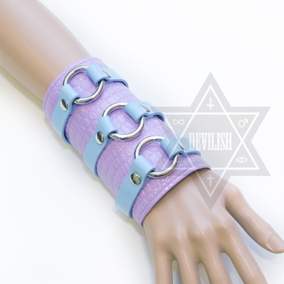 Pastel hand armor