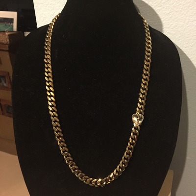 Solid chain with dainty heart