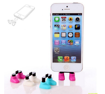 Cute Feet Stand Holder iPhone 5
