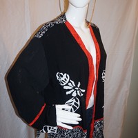 Vintage Black, White & Red Throw Size XL - Thumbnail 1