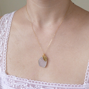 Druzy Leaf Charm Necklace - Thumbnail 2