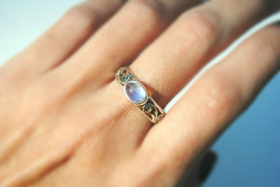 Vintage Quartz Scroll Ring