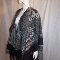 Vintage Croft & Barrow Gray Throwover, 1 Size Fit All - Thumbnail 2