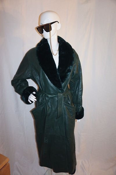 Vintage laura winston green leather trenchcoat, l
