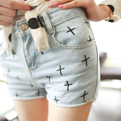 Vintage cross prints denim shorts