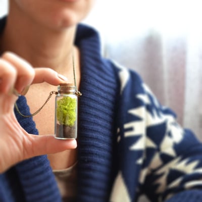 Moss necklace, large moss necklace, nature lover, vial necklace, glass vial, botanical jewelry - Thumbnail 3