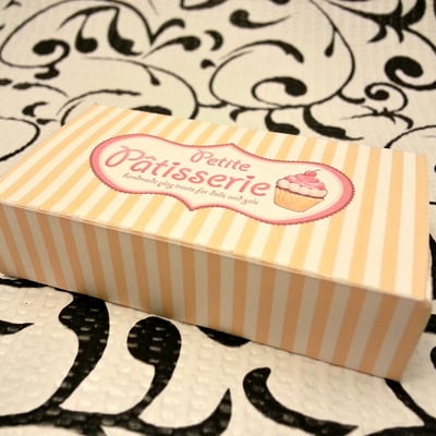 Petite patisserie mini treat box set