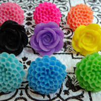 Large Flower Earrings - Thumbnail 1